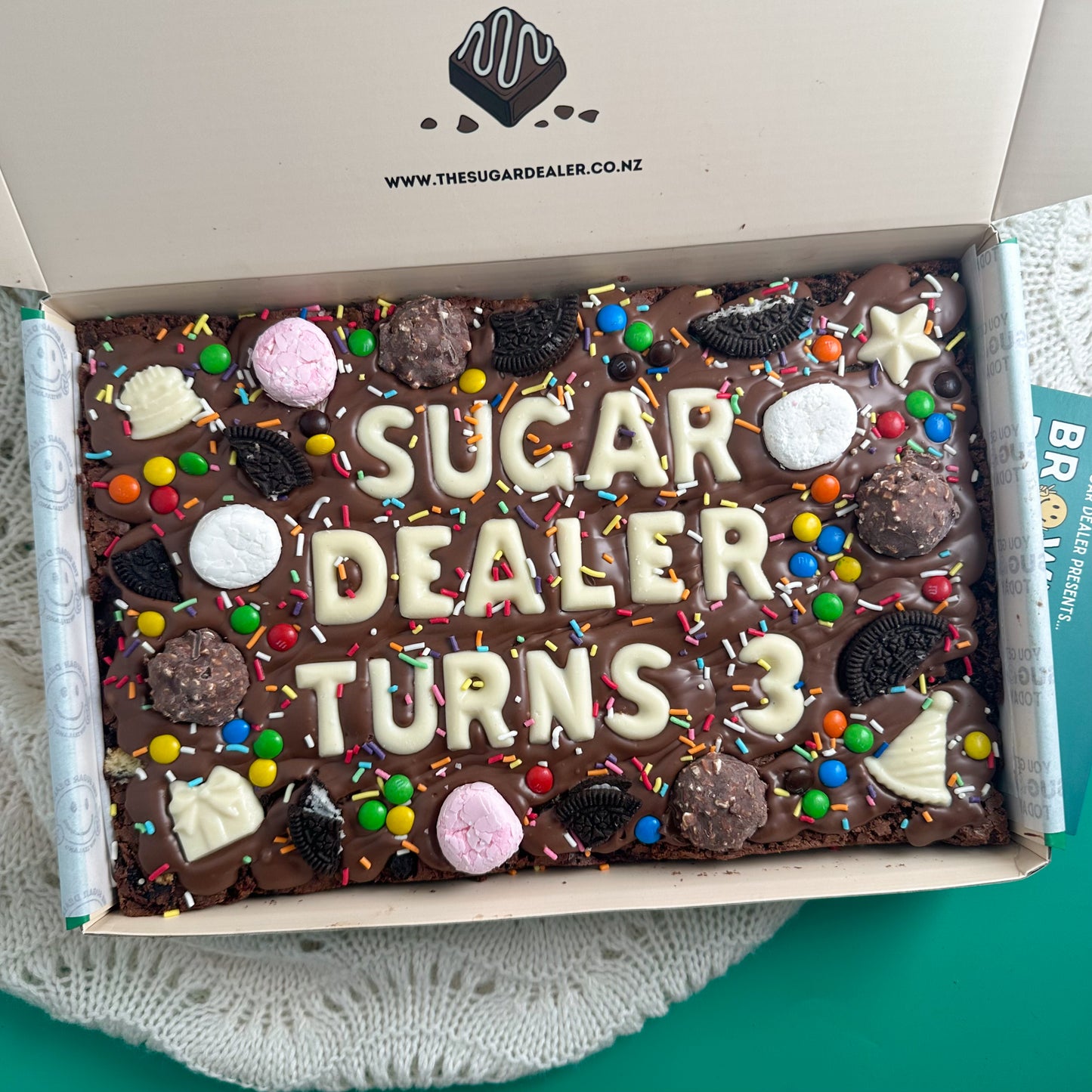 Mega custom message birthday brownie