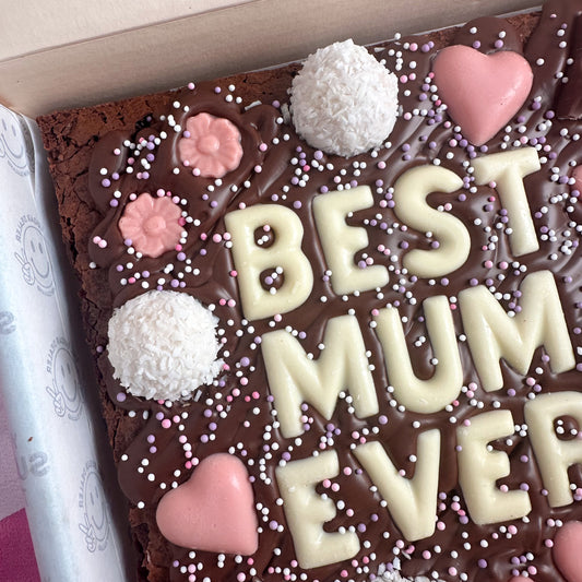 Custom message mothers day brownie